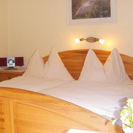 Haus Marienheim Bed and Breakfast Heiligenblut Exteriör bild